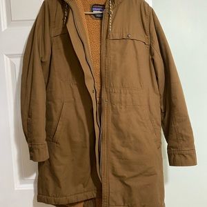 Patagonia Women's Insulated Prairie Dawn Parka in great condition.